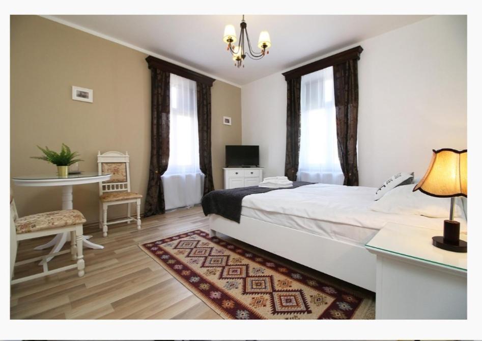 Brother'S House Сибиу Экстерьер фото